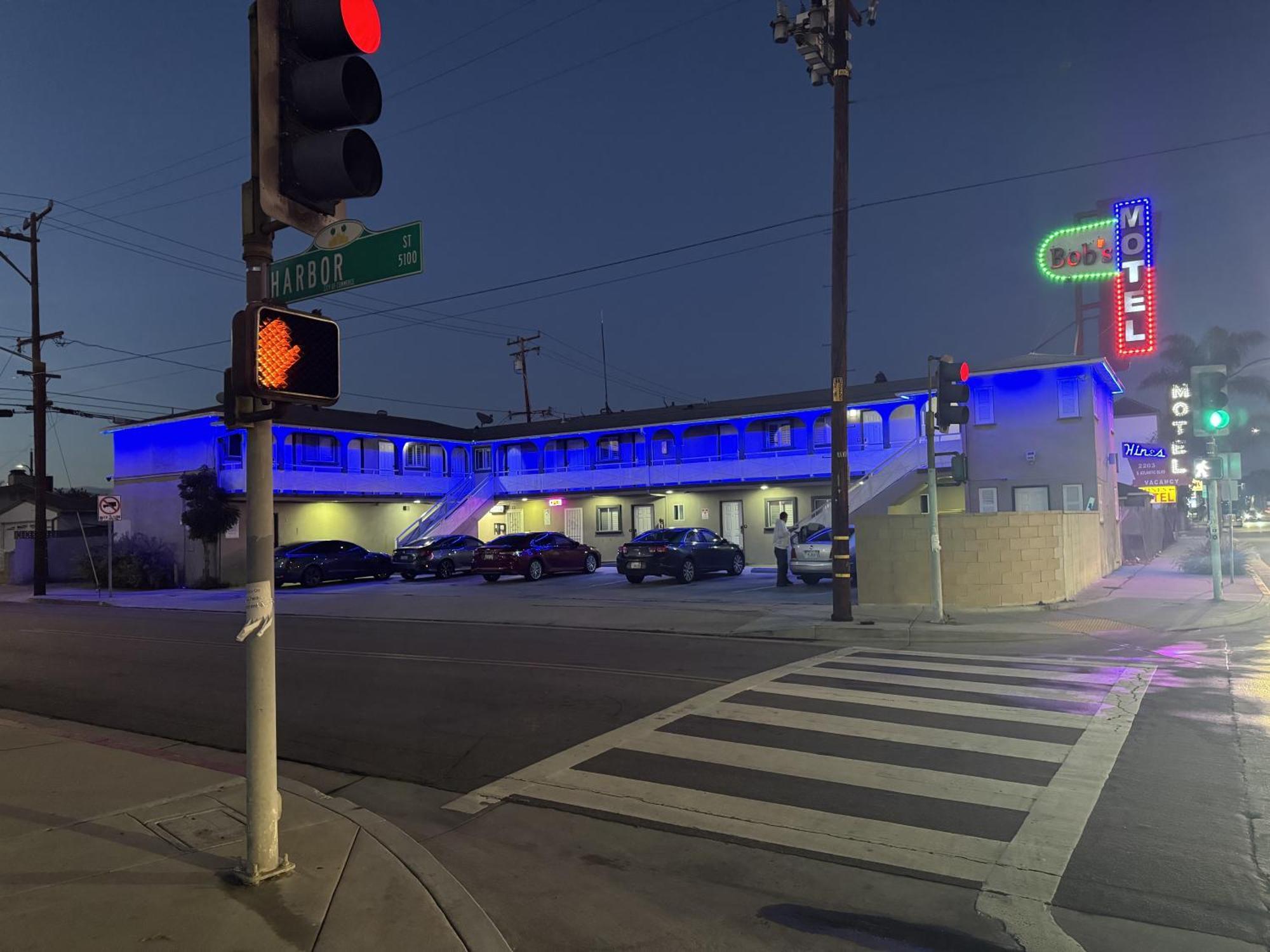 Bob'S Motel 科默斯 外观 照片